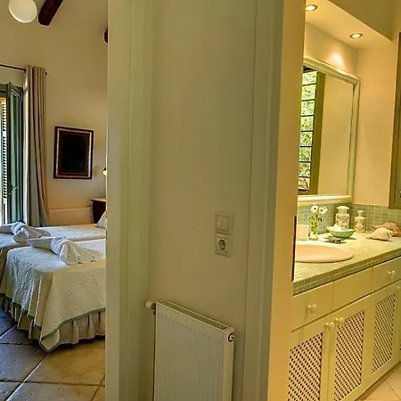 Βίλα Sleeps 10 Pool Air Con Wifi